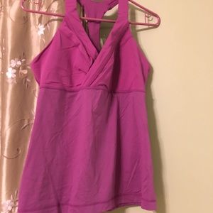 Lululemon top